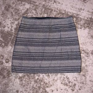 Banana Republic navy/white skirt - size 10
